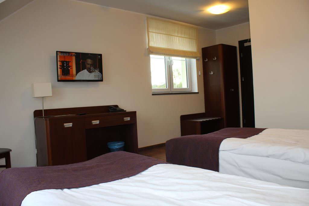 Hotel Marusza Грудзёндз Экстерьер фото